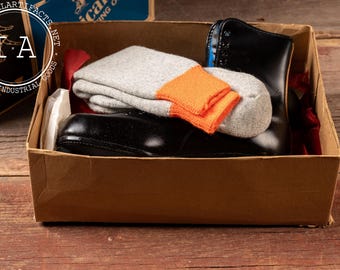 Vintage NOS Ice Skate Set by American