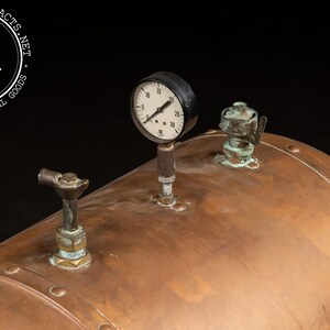 Antique Industrial Copper Pressure Vessel Apparatus immagine 10