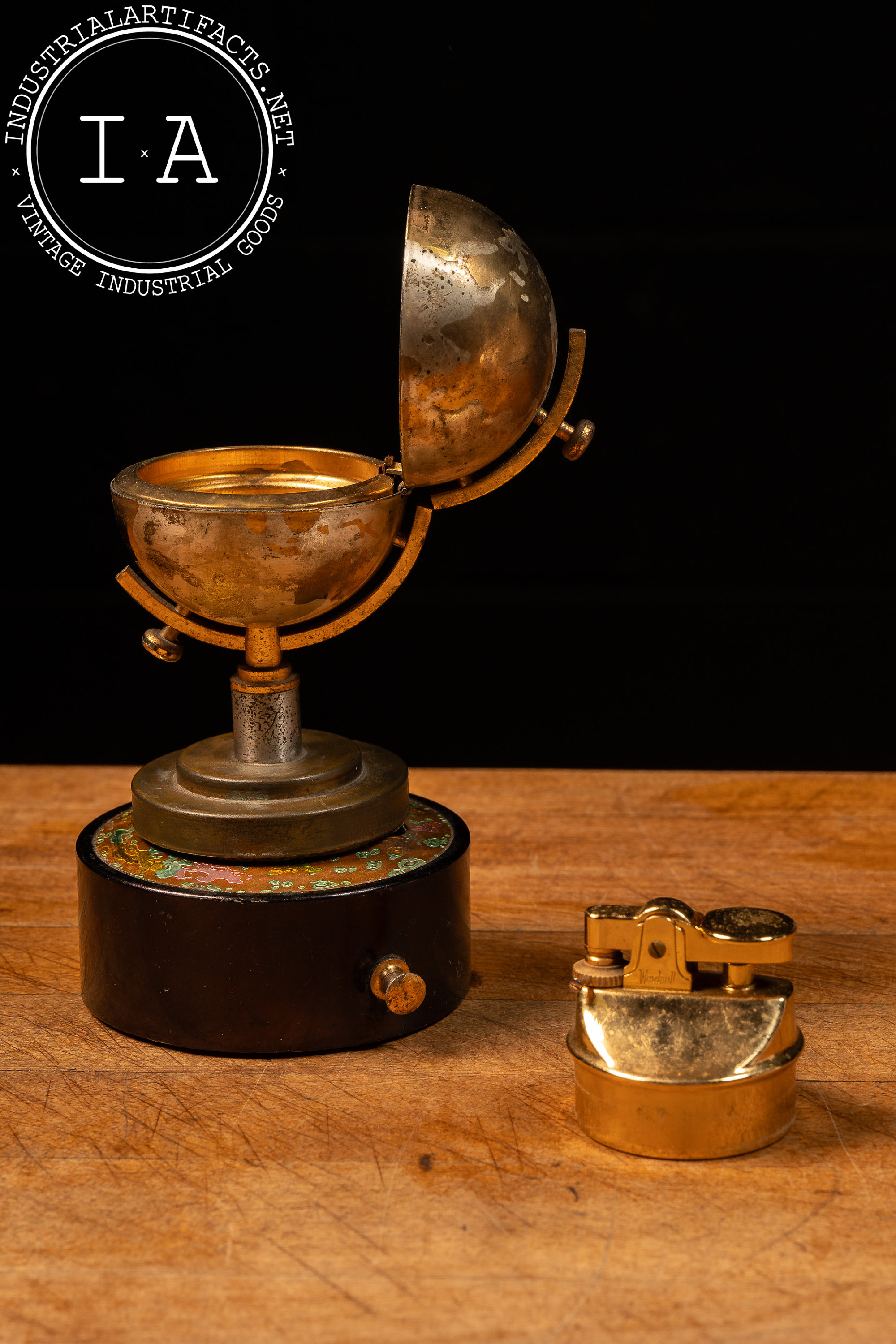 Spinning Music Box Globe Lighter by Windmill - Etsy Spinning Music Box Globe Lighter by Windmill - Etsy
