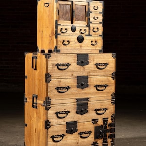 Late 19th Century Japanese Kaidan Tansu Step Chest