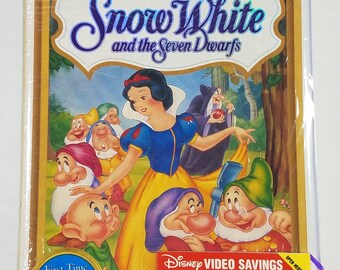 NIP Disney Snow White and the Seven Dwarfs Masterpiece Collection VHS video cassette tape Sealed