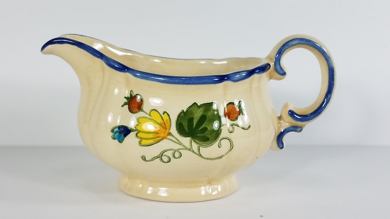 Vernon Ware by Metiox Beige Blue Gigi Floral 6 in Ceramic Gravy Boat ...