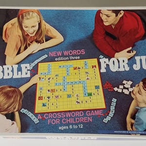 Vintage 1968 Scrabble for Juniors crosswords board game by Selchow & Righter, complete