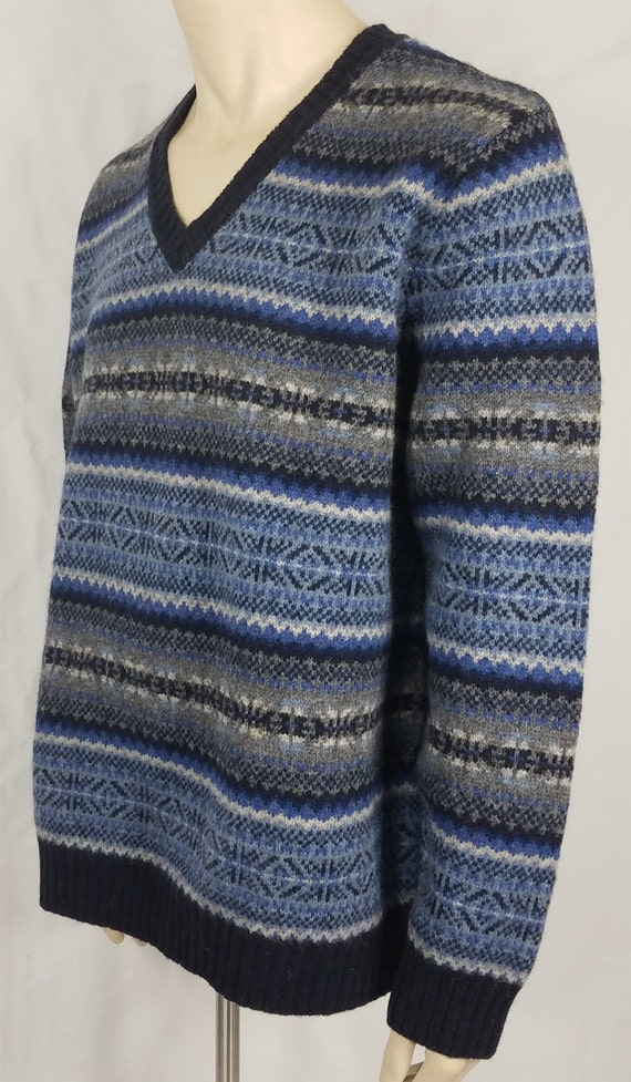 L.L. Bean blue striped 100% Shetland Wool V-Neck … - image 4
