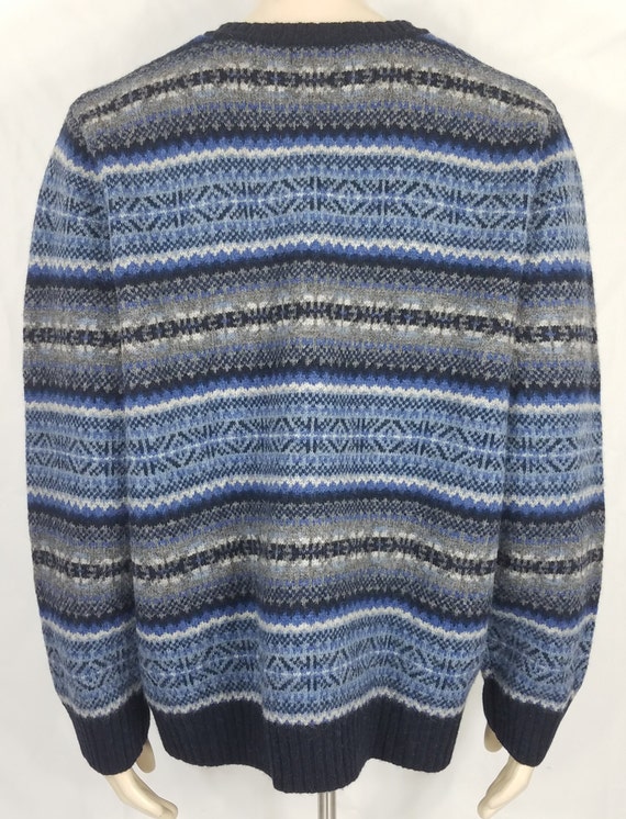 L.L. Bean blue striped 100% Shetland Wool V-Neck … - image 5