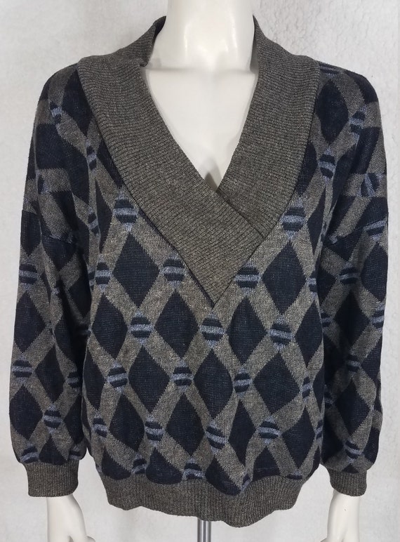 Leigh Karmitz for Periphery Black Brown Diamond V neck Pullover