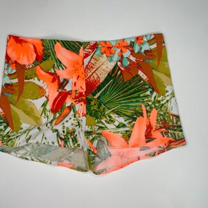 New Tropical floral booty shorts