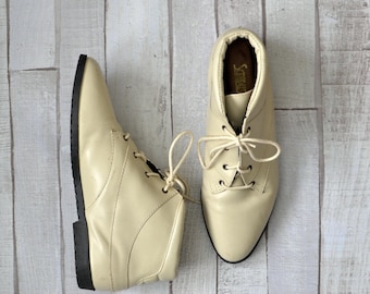 White booties size 9 2025