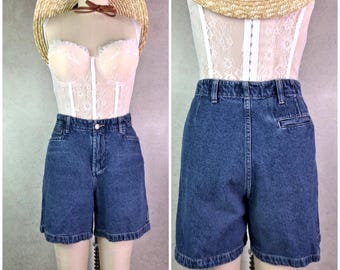 essentials medium wash pure cotton denim high rise mom shorts with hip pockets . 30" waist . 90s vintage