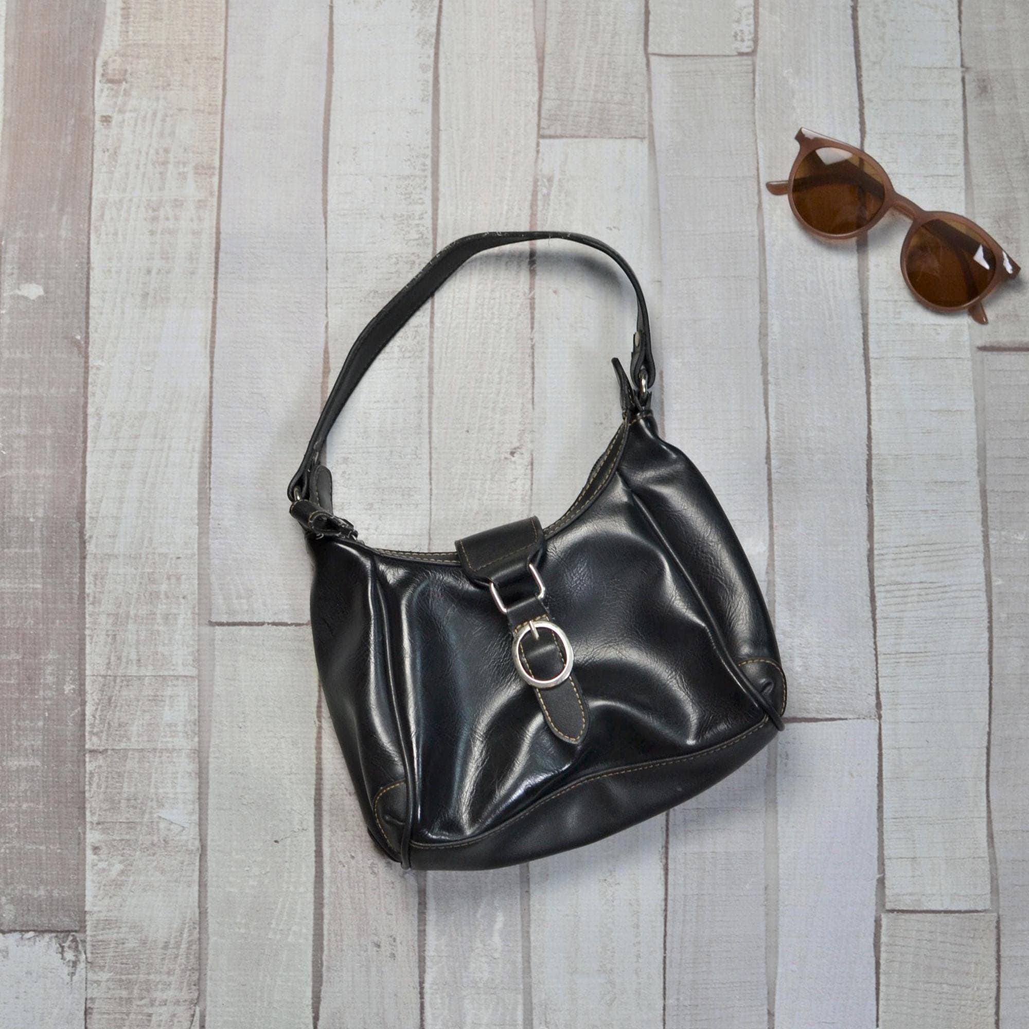 00s Leather Shoulder Bag - Etsy 00s Leather Shoulder Bag - Etsy