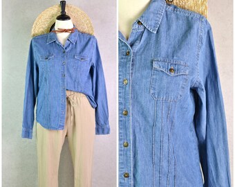 city blues koret medium wash blue denim pintuck stitched detail long sleeve brass button down collared blouse . size m/l . 90s vintage