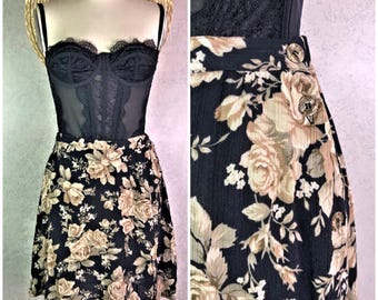 koret city blues black beige floral crinkle rayon reworked a line mini skirt with pockets . size m/l . 90s vintage