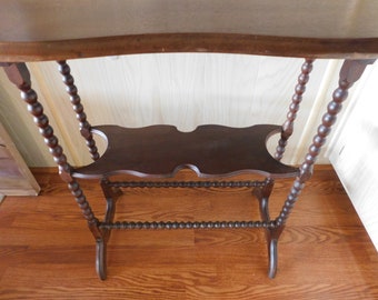 Ships to CA AZ Only .  2 Tier Old WOOD Accent Side Parlor Table . Mint . Walnut . Reeks of Character!!!