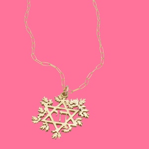 Artemisia star necklace image 3