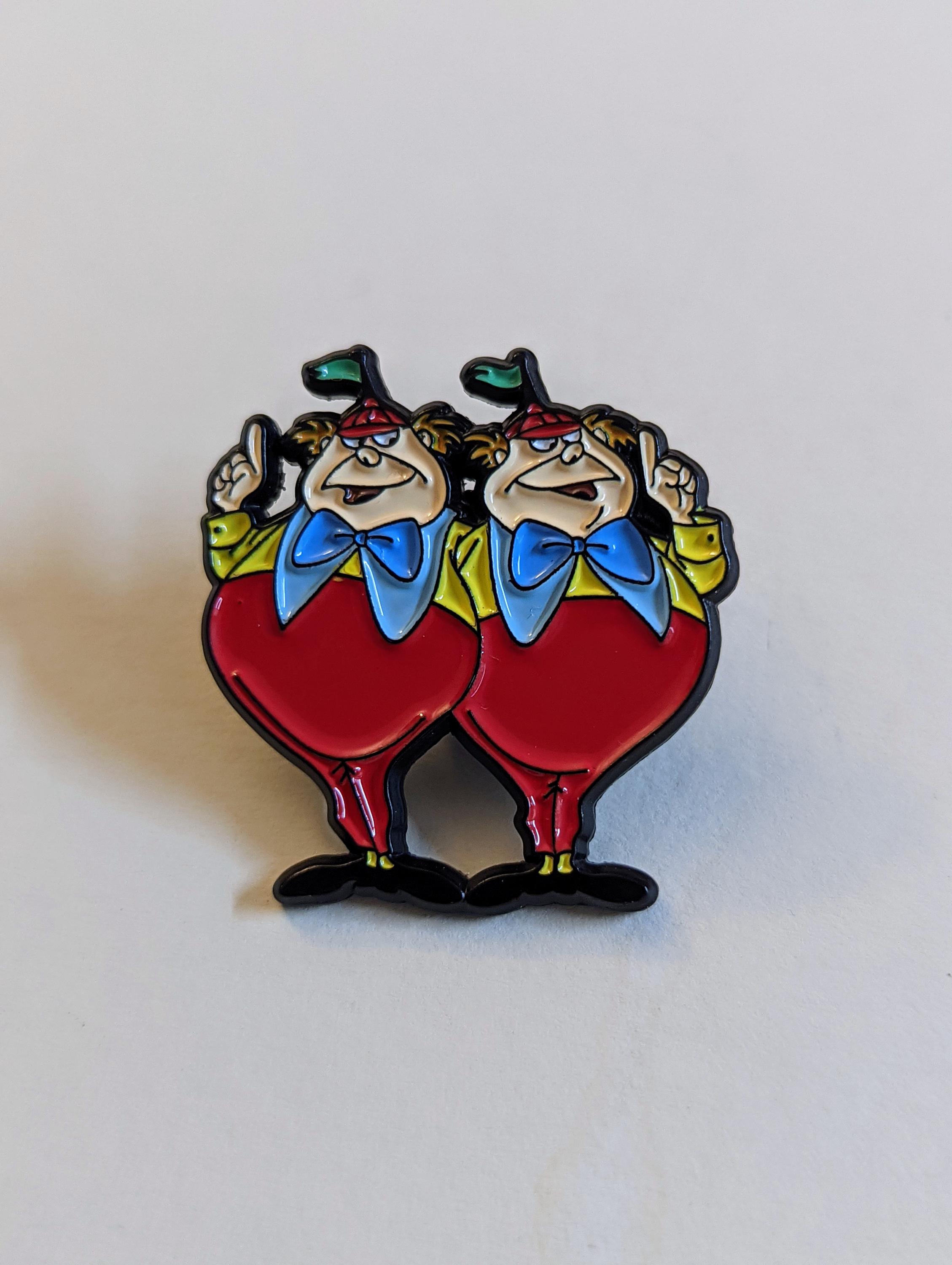 クラシックな不思議の国のアリスのピン - Etsy 日本