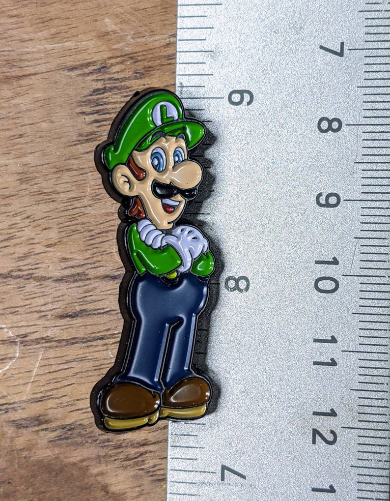 Luigi Pin image 2