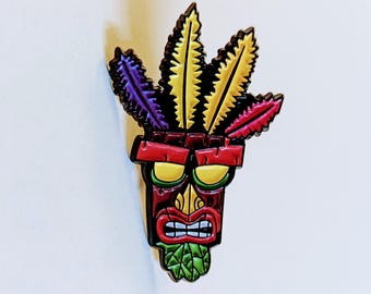 クラッシュ・バンディクー アクアク ピンバッジ - Etsy 日本