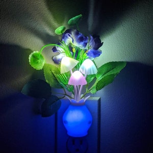 Color Changing Mushroom Night Light with Light Up Base (style 6)