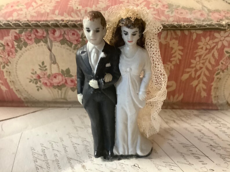 Beautiful 1930s bisque bride and groom cake topper image 2