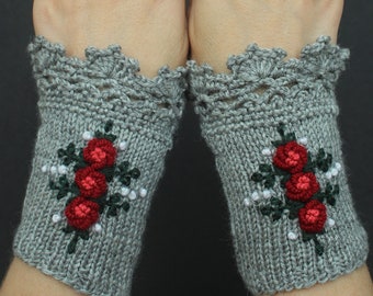Gray Wrist Warmers With Embroidered Roses, Knitted Fingerless Gloves, Red Roses, Gloves & Mittens, Gift Ideas, For Her, Winter Accessories