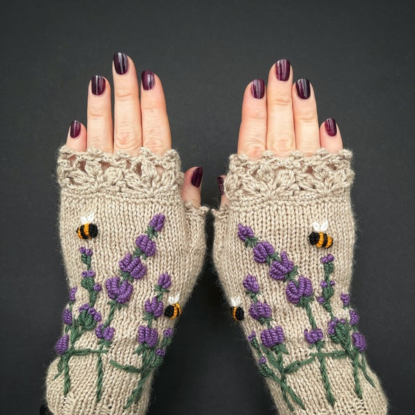 Beige Gloves With Lavender, Knitted Fingerless Gloves, Embroidery, Lavender, Bees, Beige Mittens, Clothing and Accessories, Gloves & Mittens
