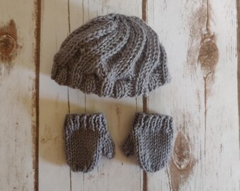Hand Knit Wool Doll Beanie and Mittens: 18 Inch Doll Clothes