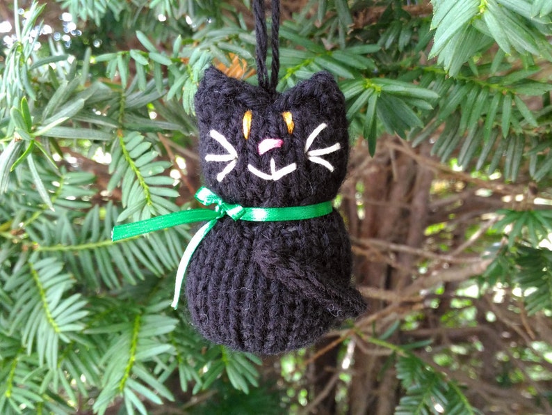 Handmade Knit Black Cat Ornament, Hanging Decoration for Halloween or Christmas image 3