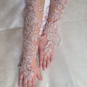 Bridal Blush Pink Lace Fingerless Gloves, Embroidered Wedding Gloves image 4