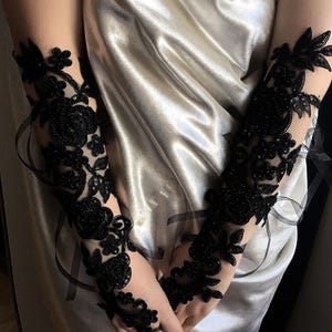 Elegance Black Long Lace Gloves, Black Opera Finger Loops, Lace Wedding Tulle Gloves, Gloves Wedding Clothing, Parties, Events, Photoshoot