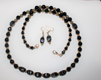 Black Necklace, Black Agate Necklace,  Black Striped Beaded Necklace, Black and Gold Necklace, Women's Jewelry, Necklace and Earrings,