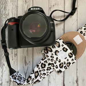 Removable Lens Cap Pouch / Pocket for Camera Lens / Camera Lens Cap Holder / Camera Accessory / Lens Cap Pocket