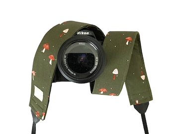 Green Mushroom Camera Strap / DSLR Camera Strap for Nikon, Canon, Sony and more / Fabric Camera Strap