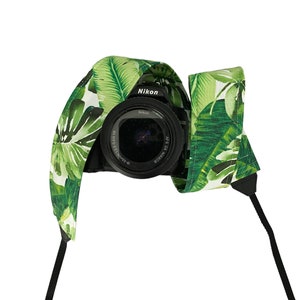 Tropical Leaves Camera Strap / DSLR Camera Strap for Nikon, Canon, Sony and more / Green and White Plant Fabric Camera Strap