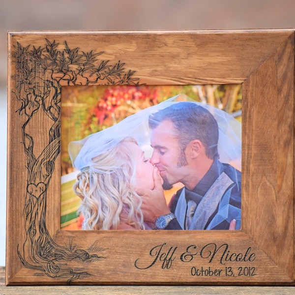 Love Tree Picture Frame - Personalized Rustic Wood Frame - Love Birds Wooden Frame - Personalized Picture Frame - Tree Carving Picture Frame