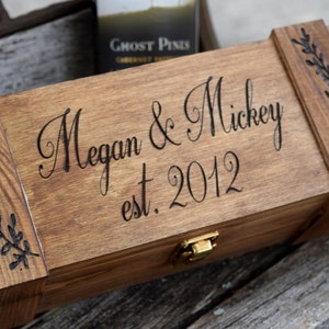 Ceremony Wine Box - Wine Capsule - Wedding Wine Box - Wedding Rustic Wedding Shabby Chic Wedding - Personalized Wine Box Gift - Wedding Gift