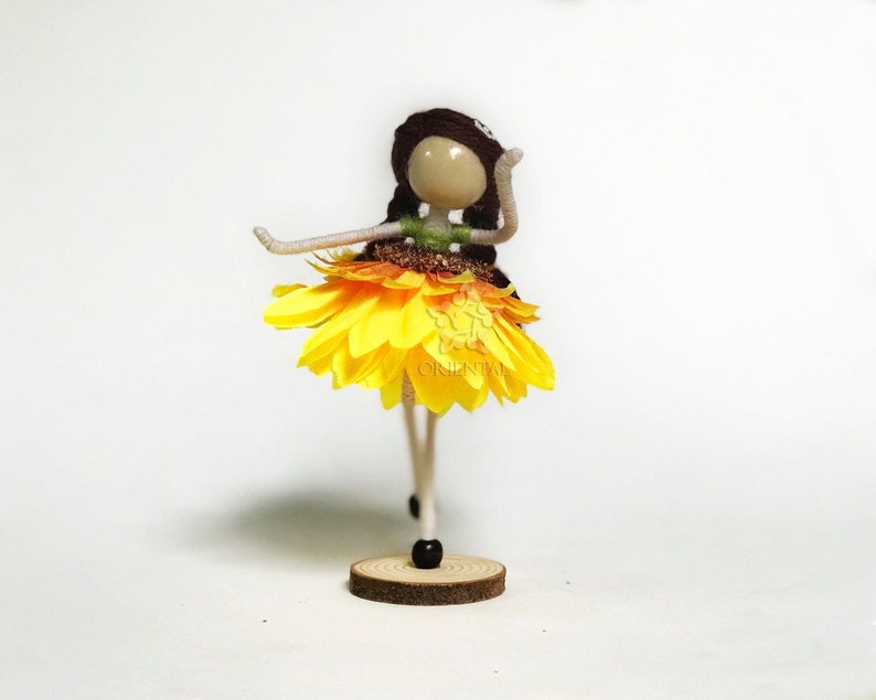 Sunflower Doll Helianthus Petal Doll No face doll Orange | Etsy