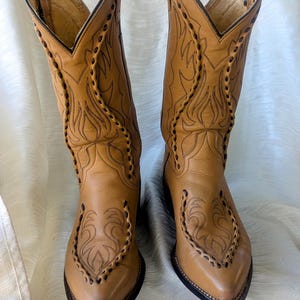 Dan Post Cowboy Boots Phoenix Men&#39;s 7 1\2 D, Women&#39;s Size 8 1\2 M, Beige Tan Leather, Excellent Vintage Condition,