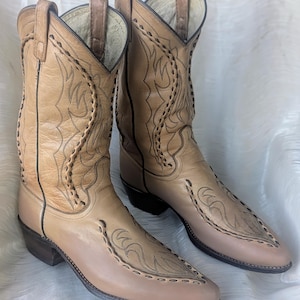 Men&#39;s Vintage Cowboy Boots Dan Post, 11D, Tan Leather, 1970s, &quot;Urban Cowboy&quot; Cleaned, Dressed, Polished, Ready to Wear. Excellent Vintage