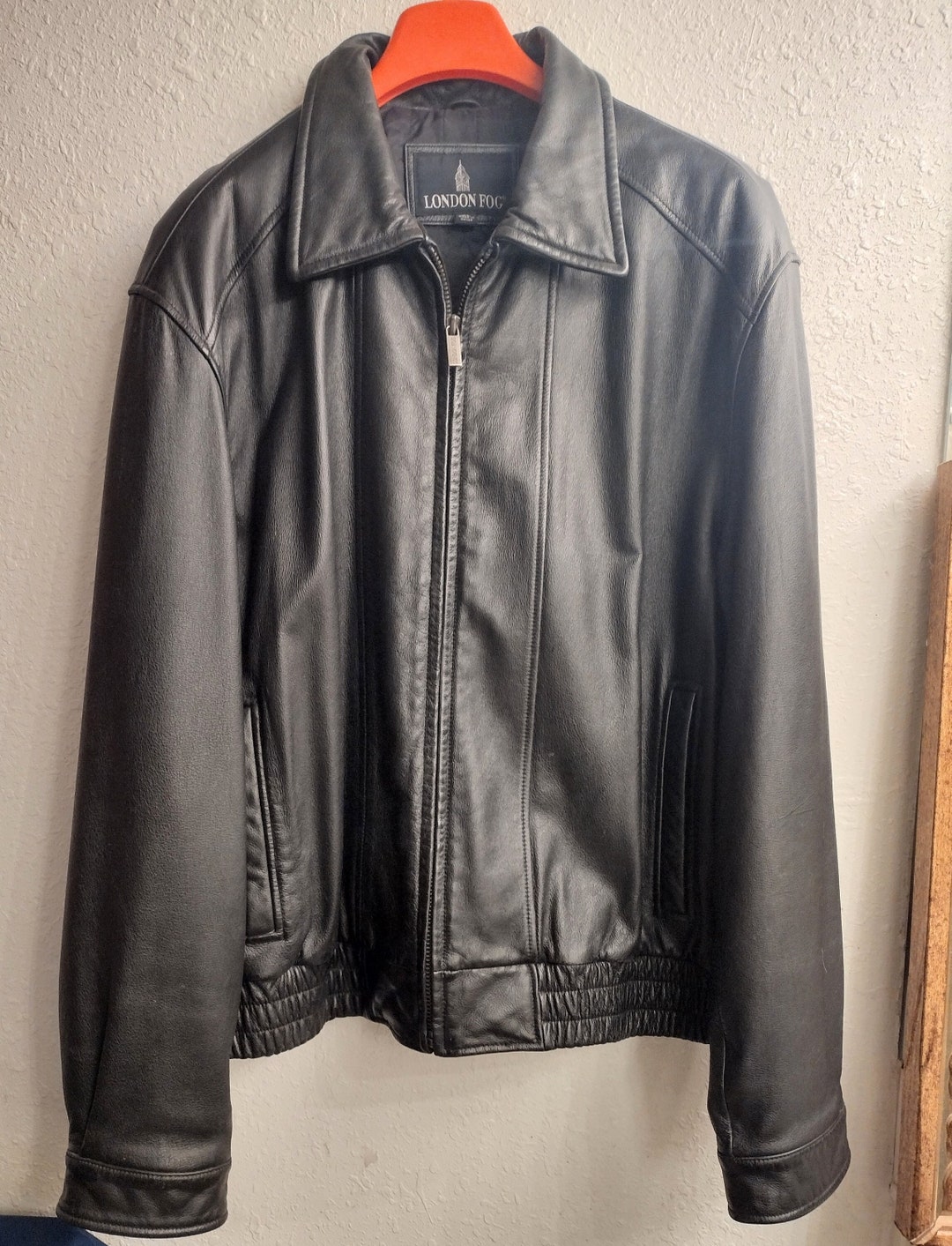 Men's Black Leather Jacket, Sz XL, London Fog, Winter Wear Insulated Lining, Zip Closure, Clean, Excellent Vintage Condition, Ready to Wear - Etsy Men's Black Leather Jacket, Sz XL, London Fog, Winter Wear Insulated Lining, Zip Closure, Clean, Excellent Vintage Condition, Ready to Wear - Etsy