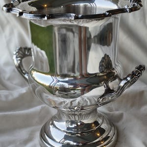 Leonard Silver, Vintage Silver plated Champagne Bucket, Wine Cooler, Victorian, Professionally Polished, Ready For Your Party