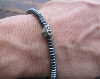 Men's Skull Bracelet, Men Skull Bracelet, Skull Jewelry, Hematite Bracelet, Men Gift, Goth Bracelet, Bracelets For Men, Jewelry For Men