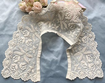 Exquisite Whitework Muslin Victorian Collar