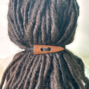 Simple Ponytail Holder for Thick Hair, No Tension Headache Hair Tie Elastic for Locs, Braids & Twists, Unisex Brown Toggle Loc Tie Loc Lasso