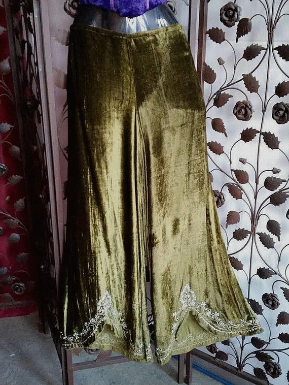 Geborduurde broek met lovertjes groene fluwelen broek India verfraaide broek Boho broek Boho broek festival broek hippie broek palazzo broek