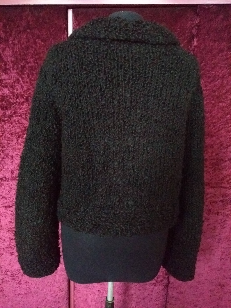 US 8-10 UK 10-12 Vintage 60s Black wool boxy cardigan chunky boucl\u00e9 astrakan look faux fur big collar granny jacket EU M
