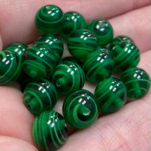 20 cuentas de vidrio redondas vintage japonesas a rayas verdes