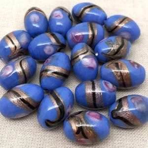 10 Vintage Blue Cornflower Blue Oval Glass Beads