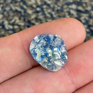 1 Vintage Blue Sapphire Japan Foil Triangular Glass Cabochon