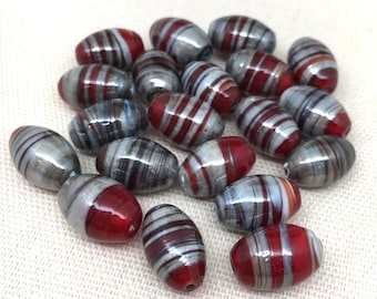 10 perles de verre ovale rayées rouge argentées vintage