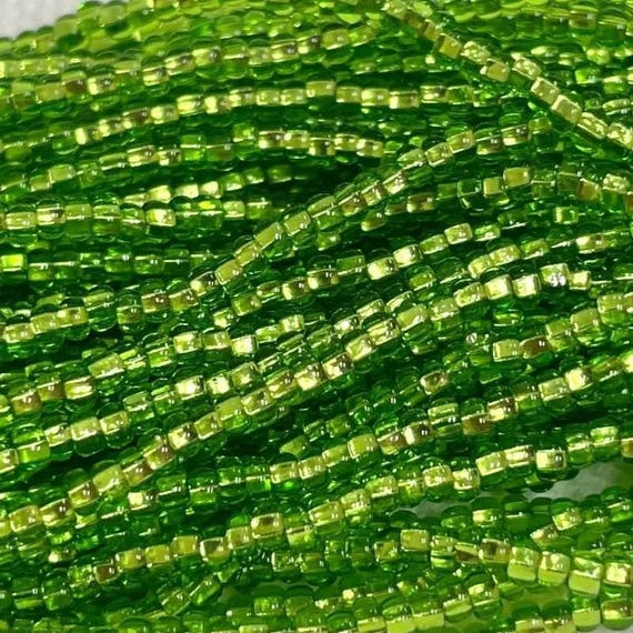 Lot de 3000 perles de rocaille en verre - Perles rondes - 2 mm, 3 mm, 4 mm - Tailles mixtes, mélange de couleurs - Perles de graines (vert